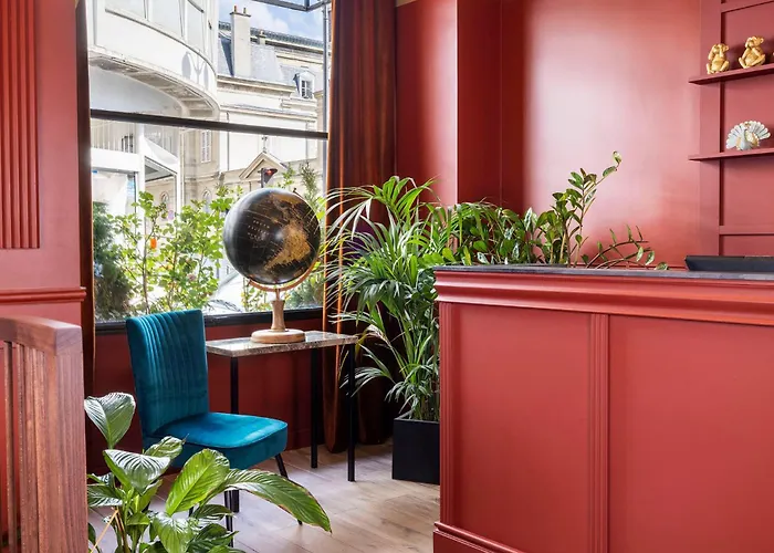 Hotel Le Rocroy Paris
